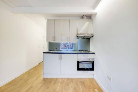 Studio to rent - Photo 5
