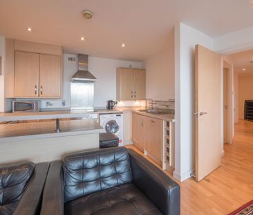 2 bedroom apartment to rent - Photo 2