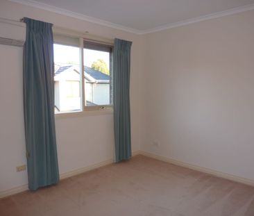 Sweet home in unbeatable location - Photo 4