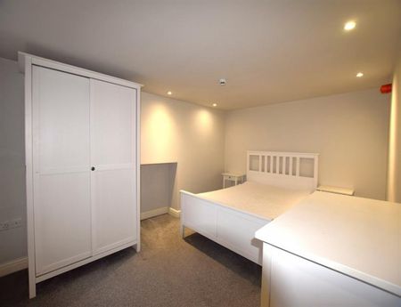 3 Bedroom Apartment Available Arranging tenancy - Photo 4