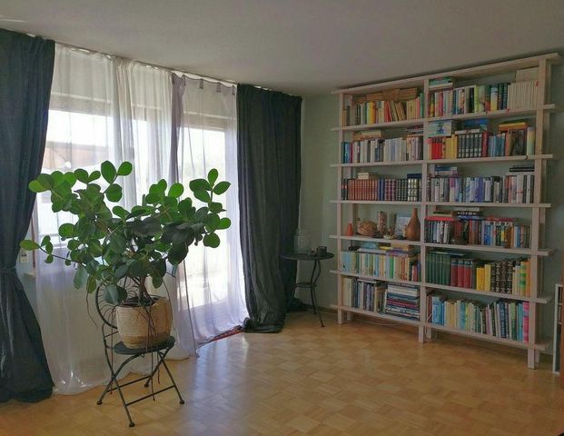 Helle 3½-Zi.-Whg. mit durchdachtem Grundriss in ruhiger Wohnlage im 6-Fam.Haus, Sifi-Ost - Foto 1