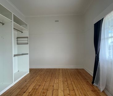 FOUR BEDROOM HOUSE IN MARYBOROUGH - Photo 2