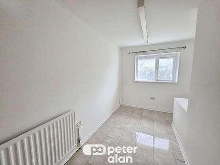 Welland Crescent, Bettws, Newport, NP20 - Photo 5