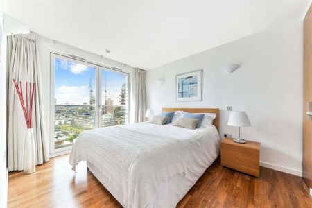 New Providence Wharf, 1 Fairmont Avenue, London, E14 9PJ - Photo 4
