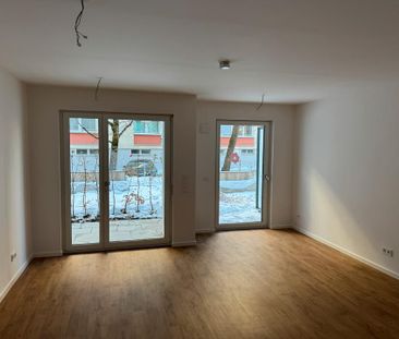 Schönes Apartment mit eigener Terrasse und EBK in München - Photo 1