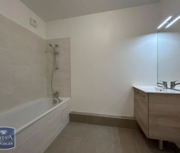 Appartement à louer 3 pièces 63.44m² - Photo 3