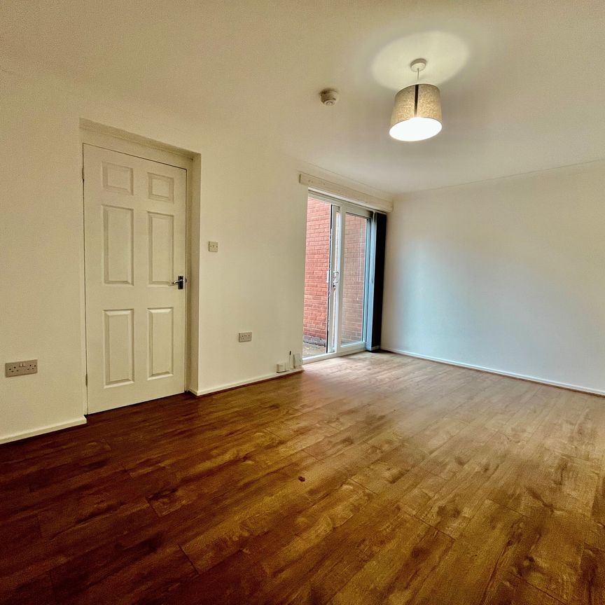 Bismarck Street, Leeds - Photo 1