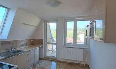 Prenajmem 3 izbový byt Krupina - Photo 2