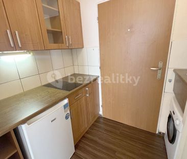 Pronájem bytu 1+1 • 24 m² bez realitkyMagistrů, Praha - Michle - Photo 3