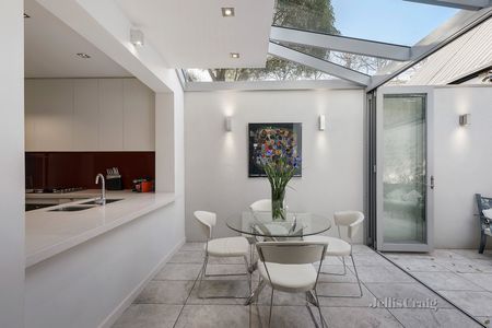 7 Park Road, Prahran - Photo 2