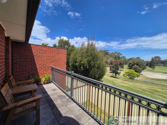 8 / 3a Baileyana Drive, Endeavour Hills - Photo 1