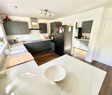 Arisaig Grove, Hamilton, ML3 - Photo 3