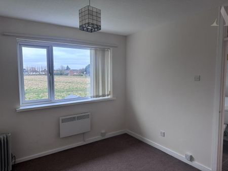 2 bedroom maisonette to rent - Photo 3