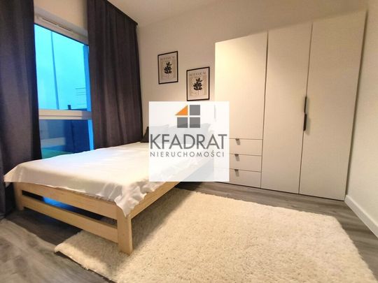 2-pokojowe mieszkanie z ogródkiem, Małe Błonia. - Фото 1