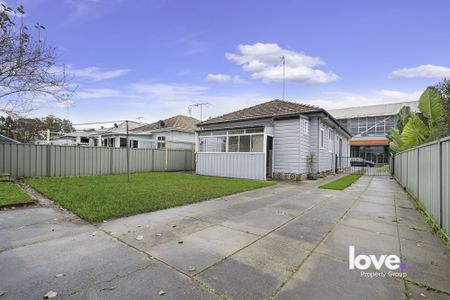 97 Clyde St, Hamilton North, NSW, 2292 - Photo 4