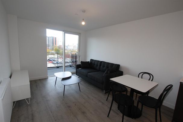 Middlewood Locks, Lockside Lane, M5 - Photo 1