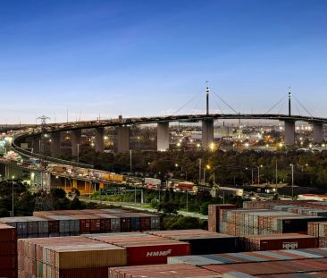 Designer Two Bedroom Apartment plus Study with North Facing City Views - Photo 1