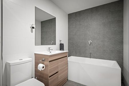 Modern Apartment in Prime Toongabbie Location - Photo 4