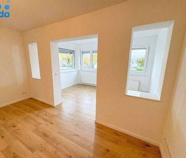 Drei-Zimmerwohnung samt Garten und Balkon erwartet Sie nach umfasse... - Foto 1