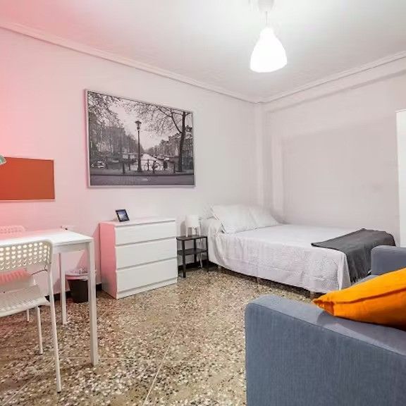 Calle Oriente, Valencia, Valencian Community 46006 - Foto 1