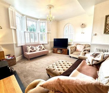 3 bedroom detached house to rent - Photo 2