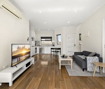Modern Living in Epping - Photo 1