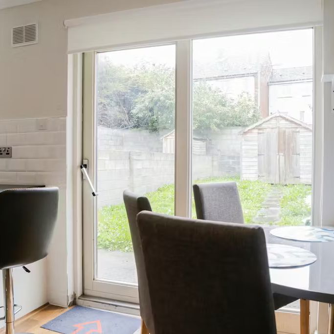 Phibsborough Road, Dublin - Photo 1