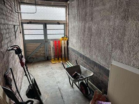 Charlemont Avenue, West Bromwich, B71 - Photo 5