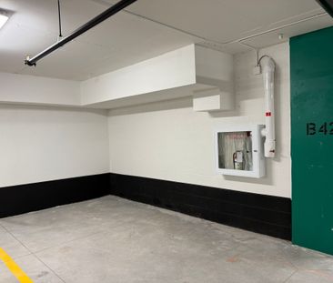 For Lease - 3250 Carding Mill Trail Unit# 408, Oakville, Ontario - Photo 5