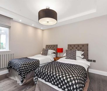 3 bedroom flat to rent - Photo 6