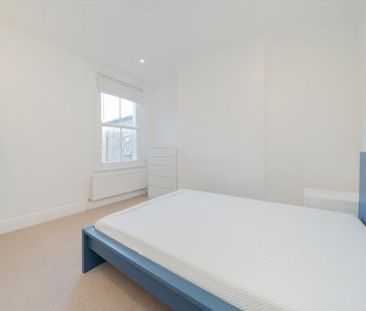 4 bedroom flat to rent - Photo 6