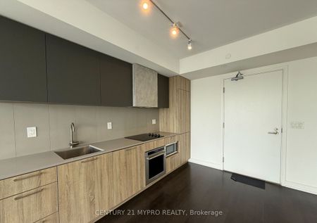 19 Western Battery Road #2218 - Photo 3