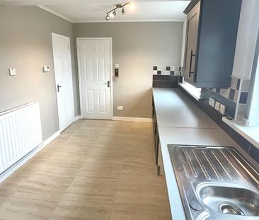 72 Glenbane Avenue, - Photo 6