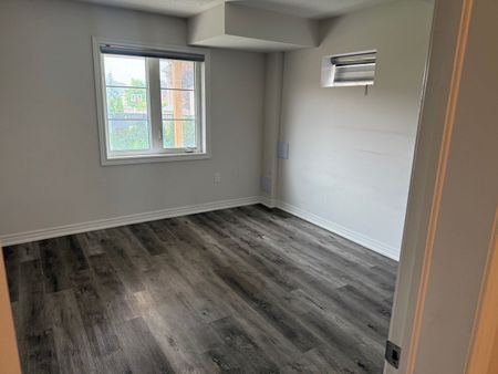 For Lease - 36 Geranium Crescent Unit# Basement, Brampton, Ontario - Photo 4