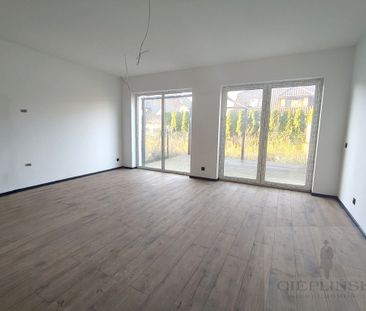 Przestronny dom, idealny dla dużej rodziny! - Photo 4