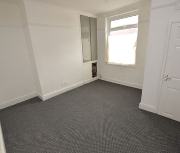 2 Bedroom Terraced House - Photo 5