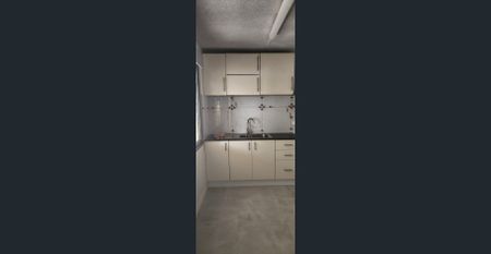 1 Bedroom Studio Unit - Photo 5