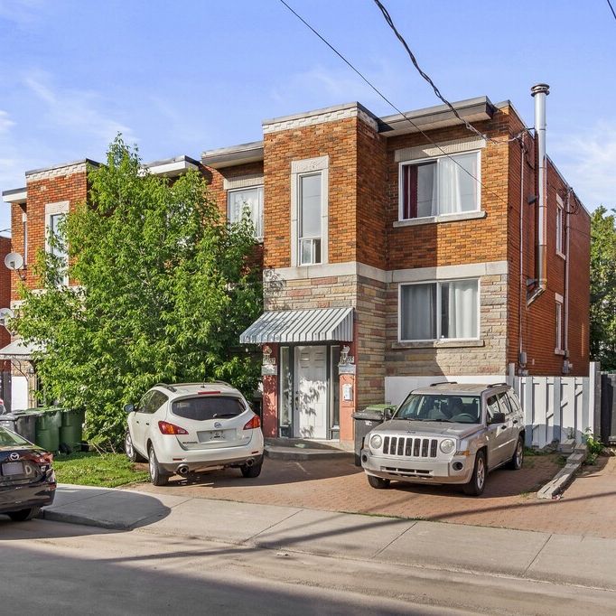 3 Et Demi à Louer, Sous-sol D'un Triplex - Photo 1
