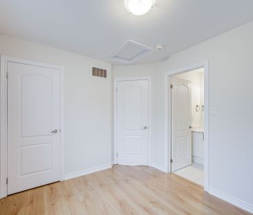 For Lease - 172 Webb Street Unit# Coach, Markham, Ontario - Photo 6