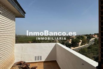 Luxury Villa for rent in Chiva, Spain