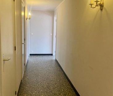 Zeer ruim en sfeervol appartement op topligging - Photo 1