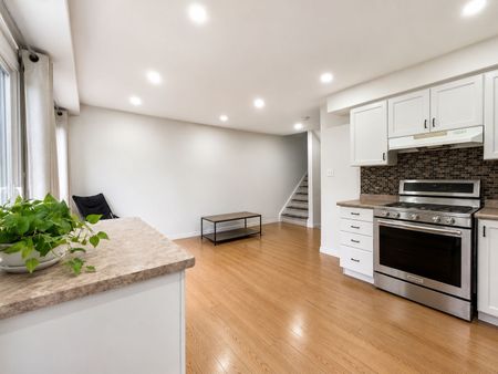 For Lease - 21 Sorrento St Street Unit# 1, Kitchener, Ontario - Photo 5