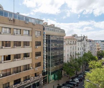 1 room luxury Flat for rent in Lisbon, Portugal - Photo 1