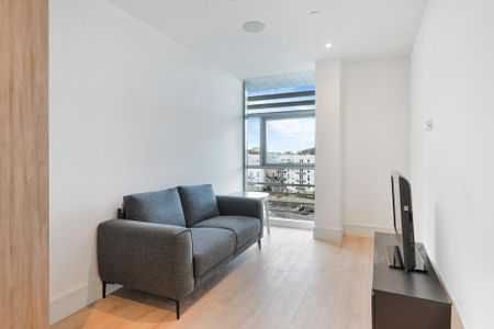 Studio to rent - Photo 2