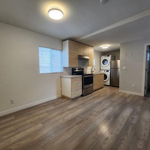 One Bedroom Ground Level Suite Including Utilities and One Parking Space - Photo 1