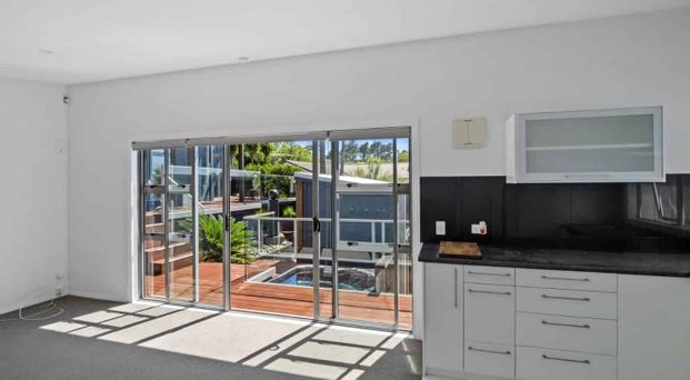 Sunny Self-Contained Studio with Sea View - Photo 1