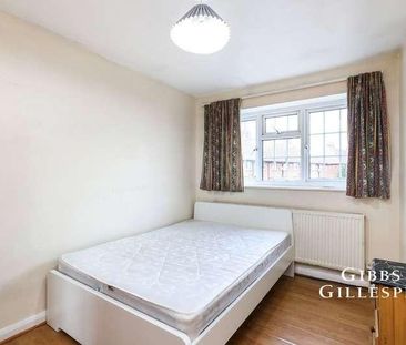 Lime Grove, Hayes, UB3 - Photo 4