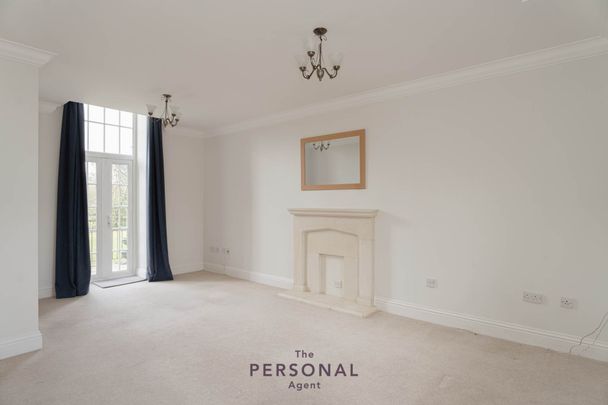 Hunter Court, Epsom - Photo 1