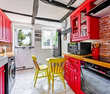 2 bedroom terraced house to rent - Photo 1