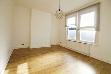 Bensham Grove, Thornton Heath - Photo 3